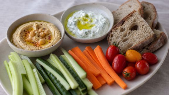 Apéritifs végétariens sans cuisson : alternatives simples et savoureuses