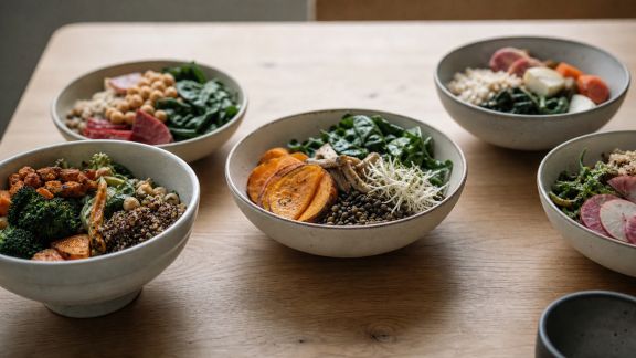 Comment composer des bowls équilibrés suivant les récoltes mensuelles