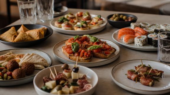 Mises en bouche internationales pour un apéritif festif