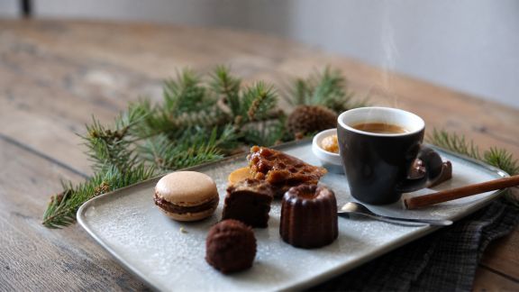 L’art du café gourmand revisité pour les réveillons de Noël