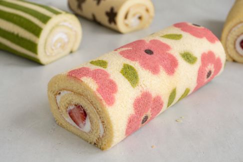 Gâteaux roulés décorés : techniques faciles pour un effet wahou !
