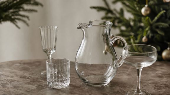 Guider vos invités avec une carte des boissons personnalisée pour Noël