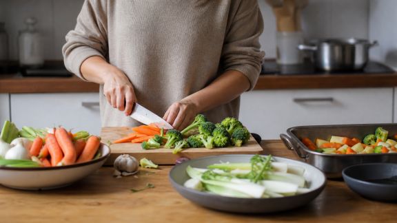 Bien débuter le batch cooking sans expérience culinaire : mode d'emploi simplifié
