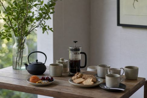 Organiser un coin café ou thé pratique pour les convives de fin de repas
